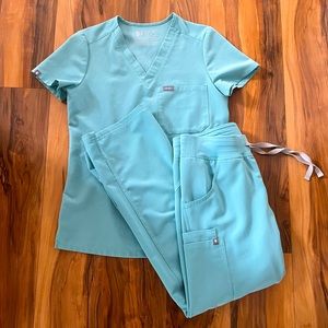 Figs Catarina Top and Livingston Basic Pants in Seaglass, XXS and XSP